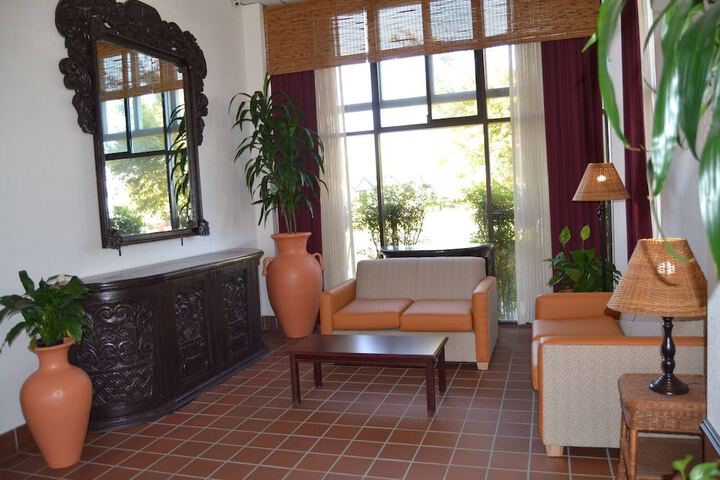Motel 6 Oakdale CA