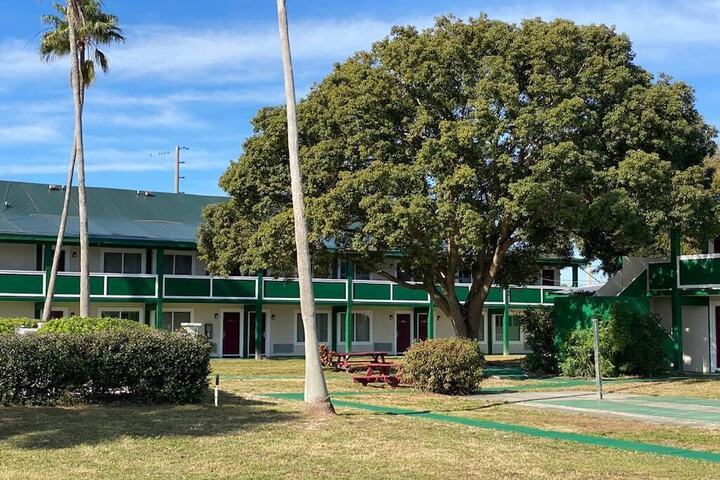 Inn on the Green