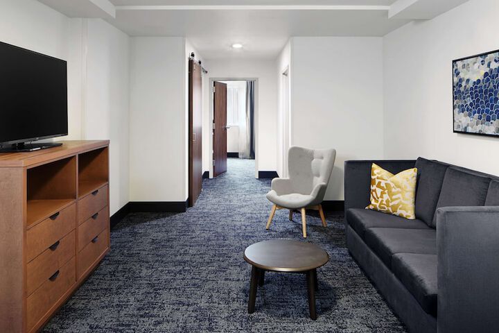 Room 25 of 35