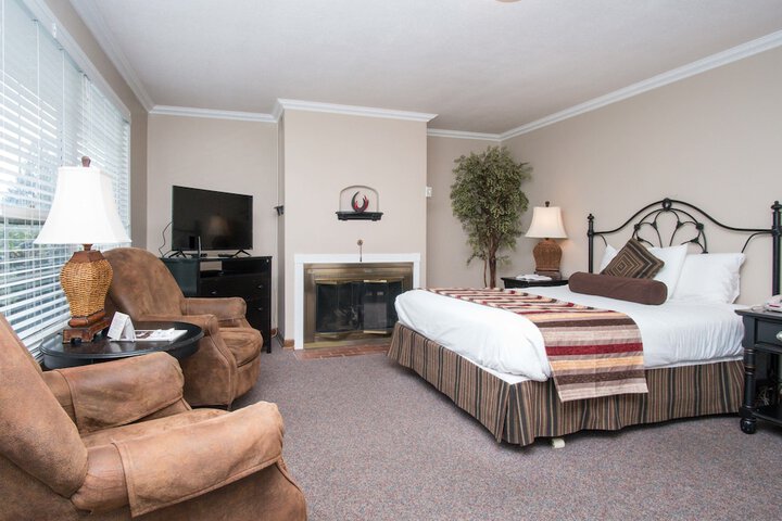 Room 90 of 96