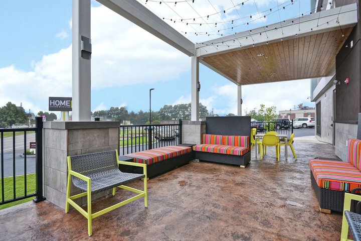 Terrace/Patio 59 of 63
