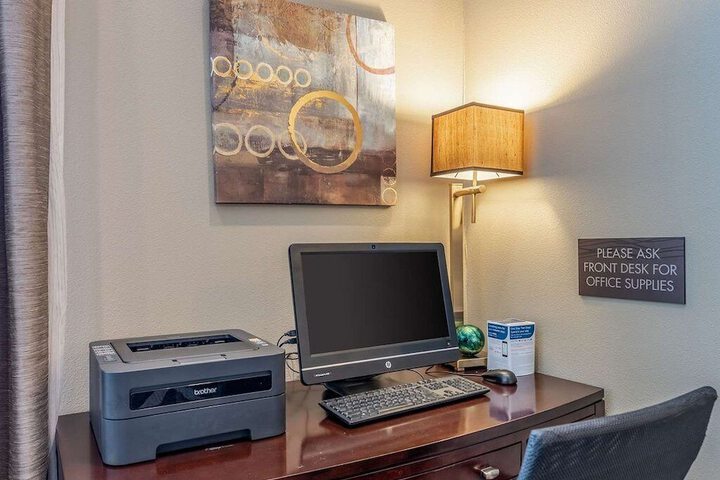 AmeriVu Inn and Suites - Chisago City