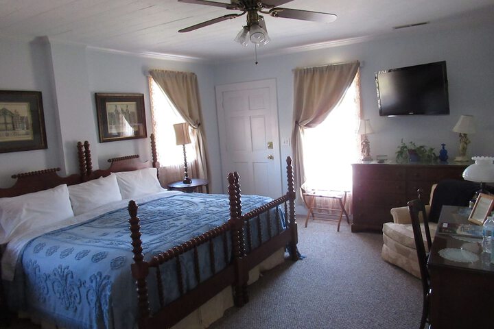 Room 36 of 64