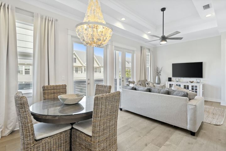 Prominence on 30A by Panhandle Getaways
