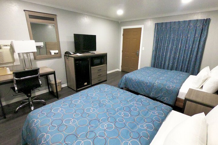 Budget Host Inn