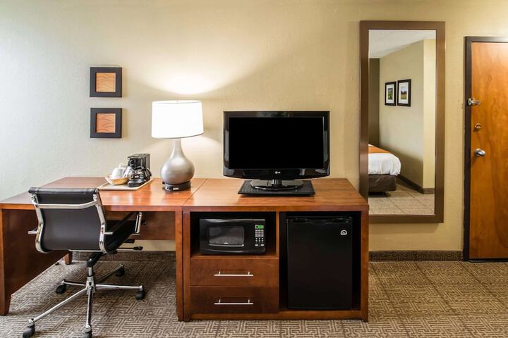 Room 27 of 50