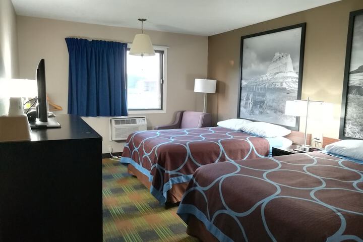 Super 8 by Wyndham Keokuk