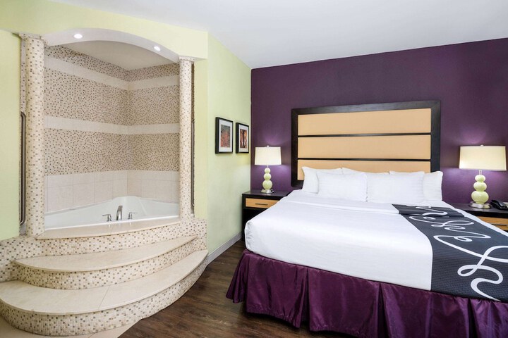 La Quinta Inn & Suites by Wyndham Hinesville - Fort Stewart