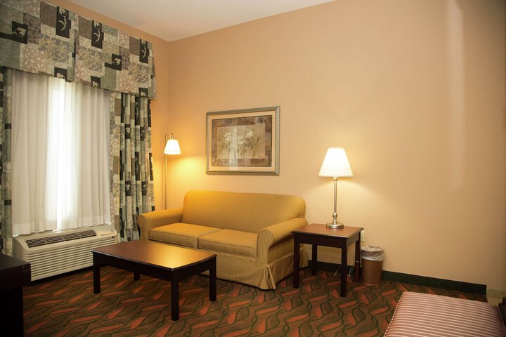 Room 26 of 64