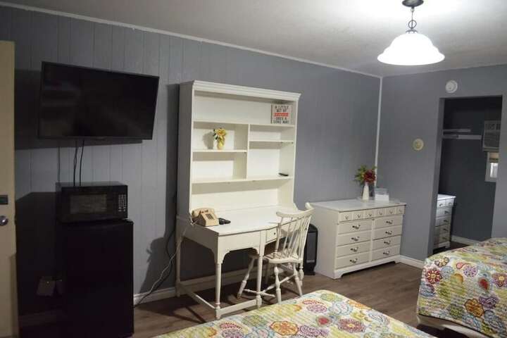 Room 15 of 53