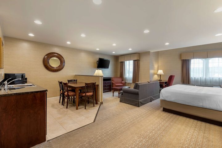 Room 35 of 50