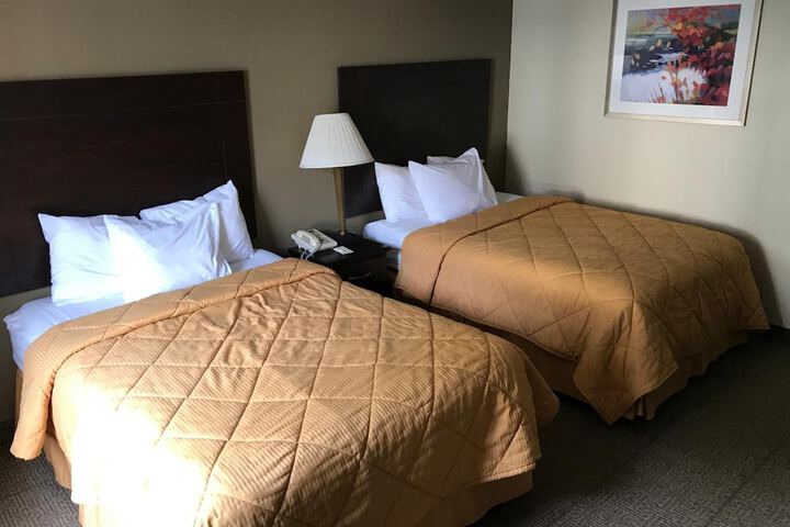 Room 28 of 35