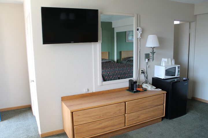 Room 14 of 42