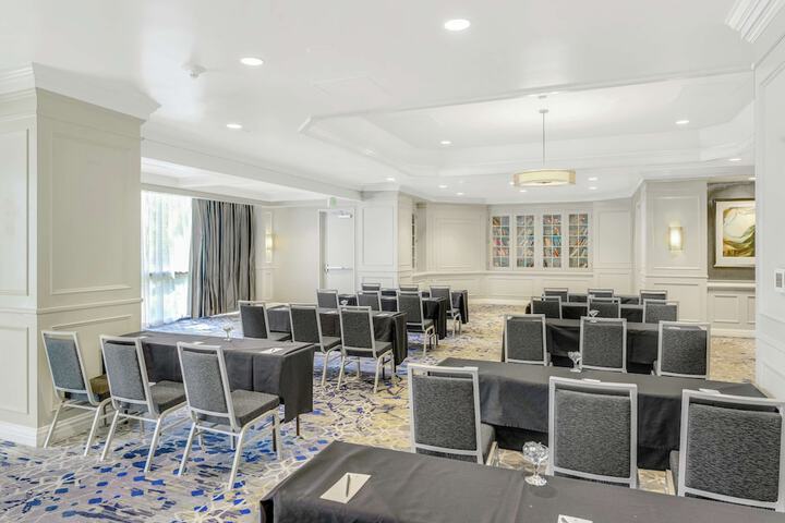 Embassy Suites by Hilton Anaheim Orange