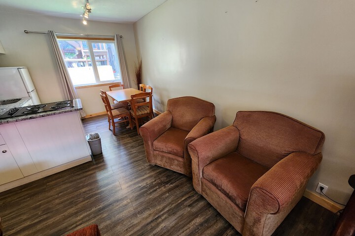 Aspen Village Inn
