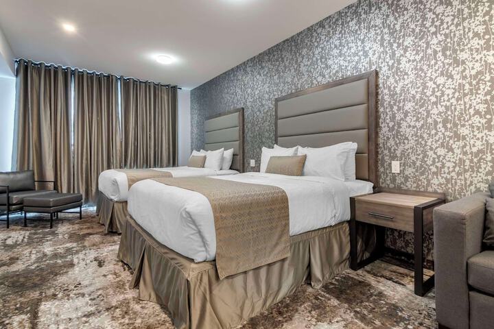 Room 21 of 42