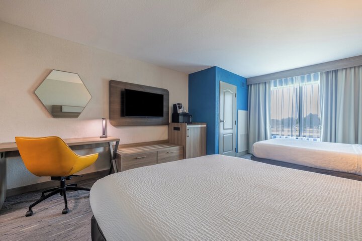 Room 21 of 64