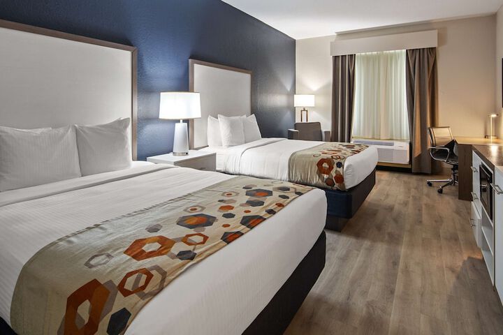 Room 21 of 29
