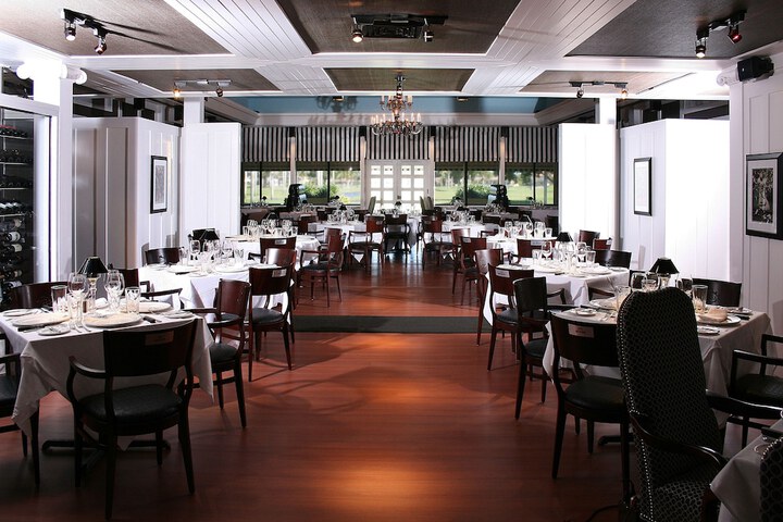 Dining 37 of 60