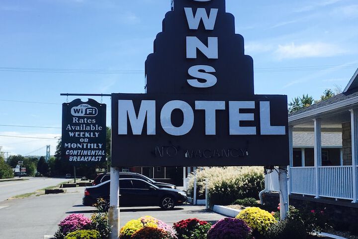 Hotel 2 of 37