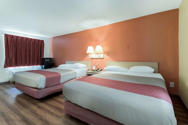 Room 15 of 29