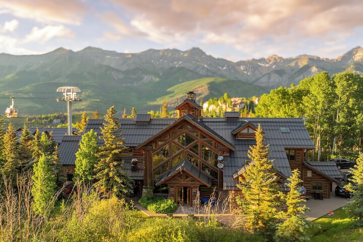 Mountain Lodge Telluride