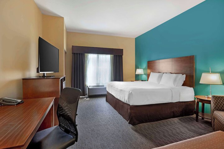 Room 44 of 53