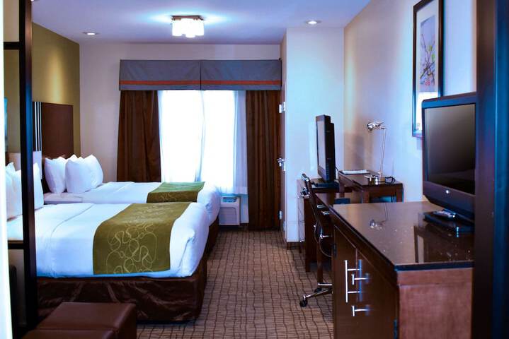Room 14 of 33