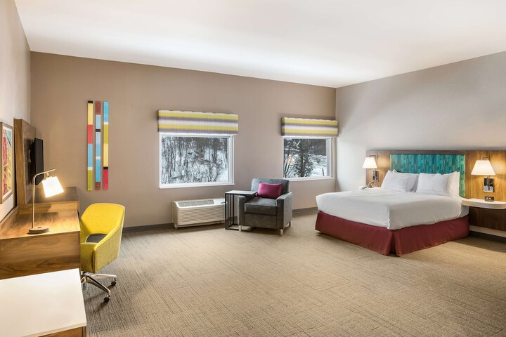 Room 6 of 29