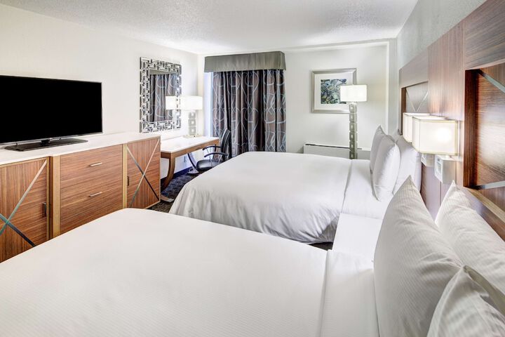Room 9 of 42