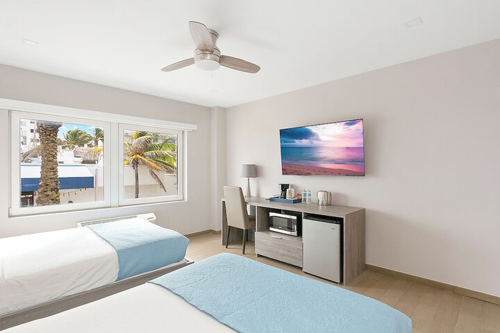 Room 16 of 47