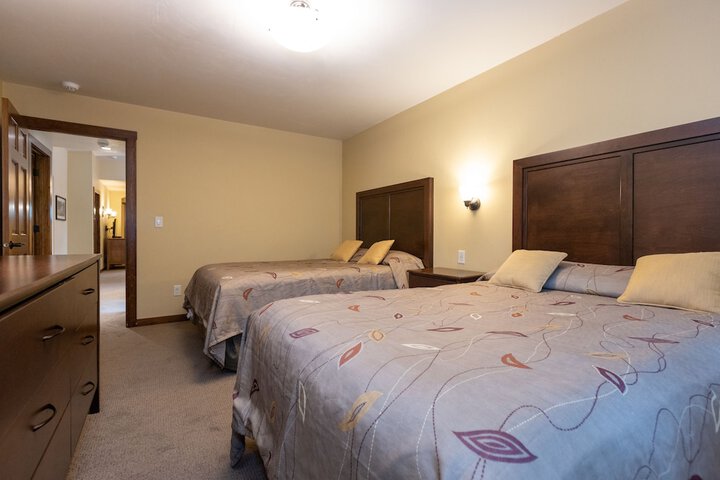 Room 90 of 192