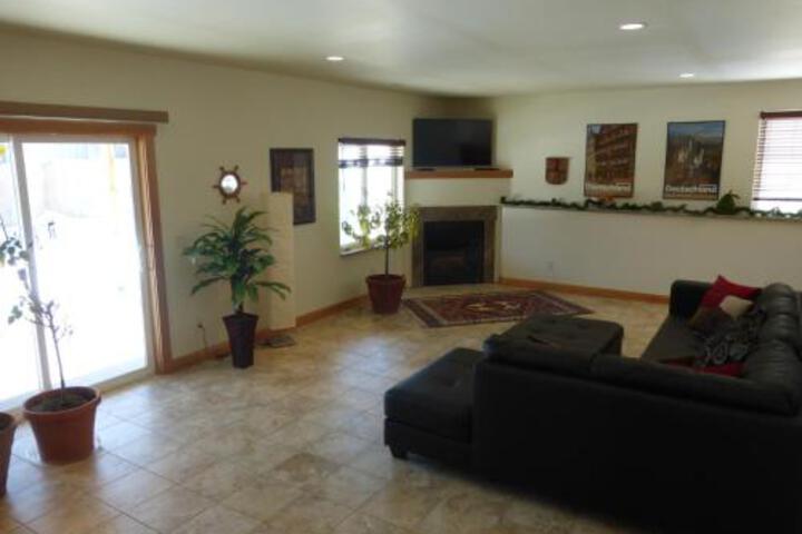 Oak Savannah Vacation Villas