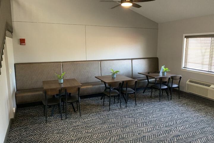 Business Center 24 of 24