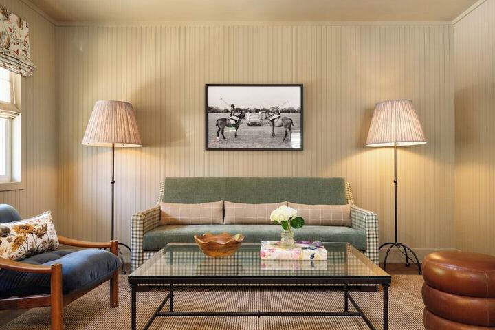 Room 16 of 79