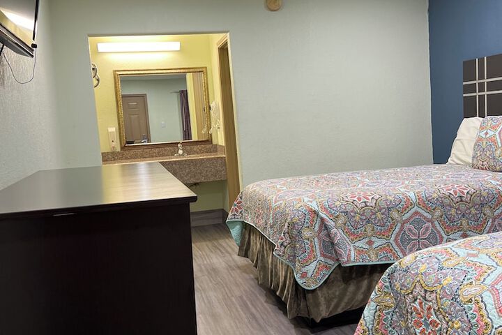 Budget Inn