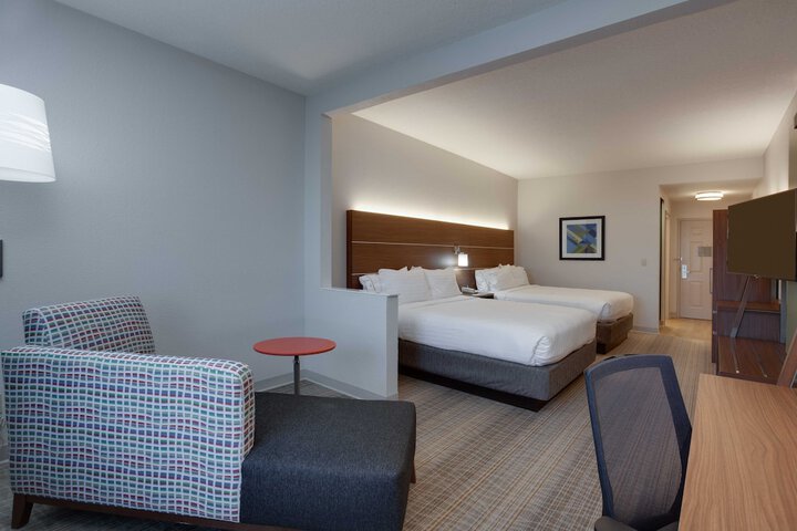 Room 17 of 41