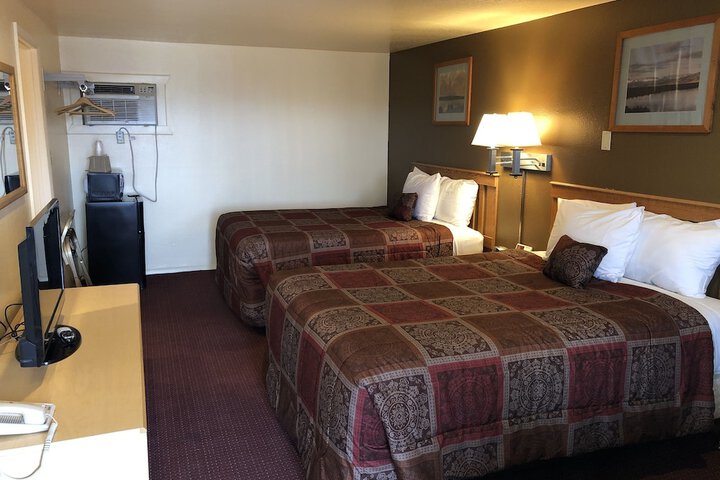Room 10 of 17