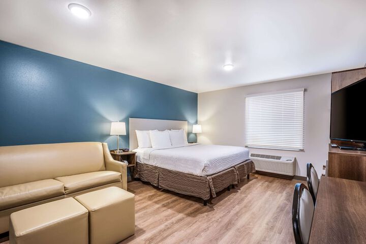 Room 40 of 48