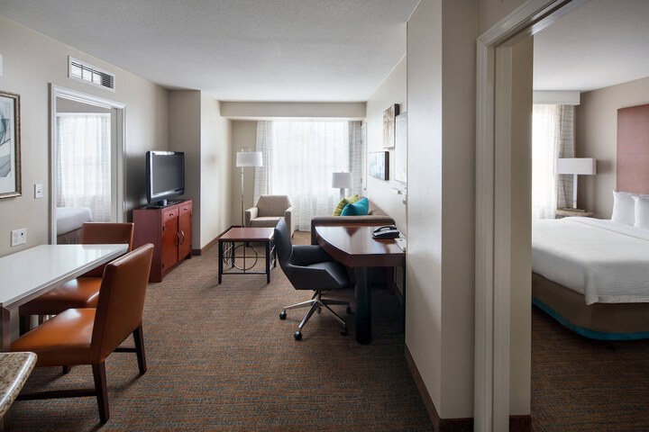 Room 18 of 43