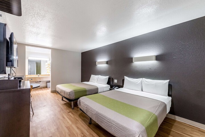 Room 29 of 36