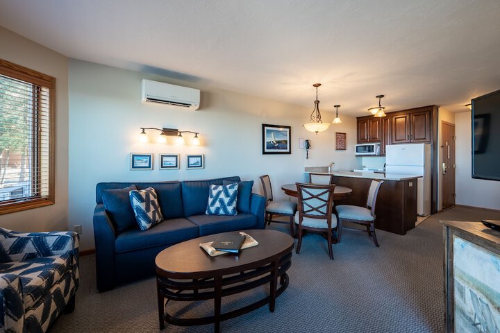 Room 14 of 50