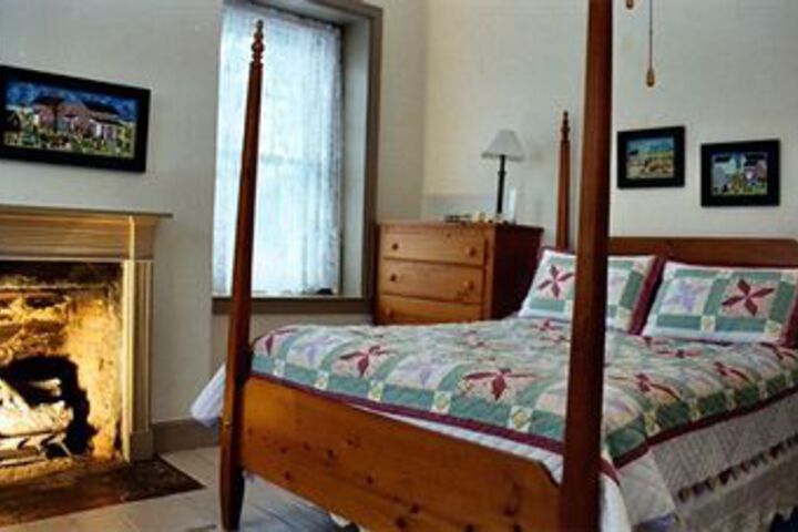 Stoltzfus Bed & Breakfast