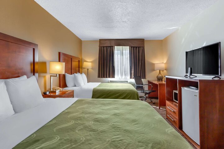 Room 12 of 36
