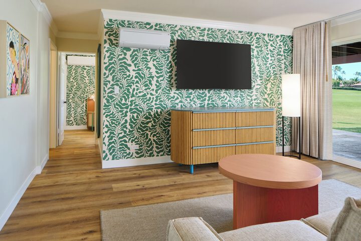 Room 65 of 160