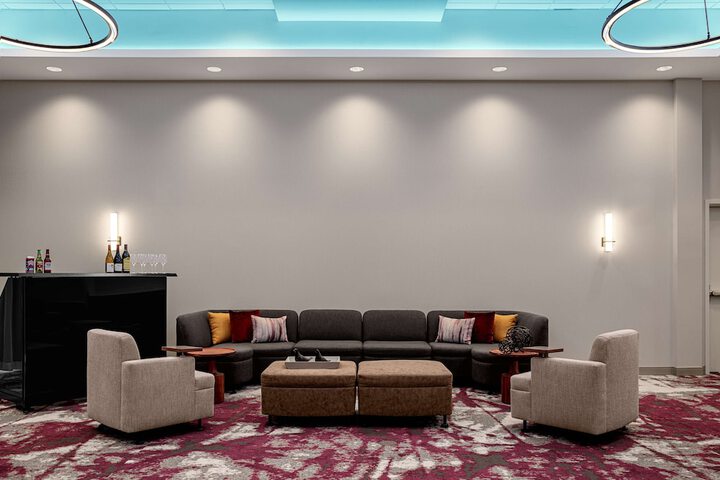 Hotel Interior 10 of 34