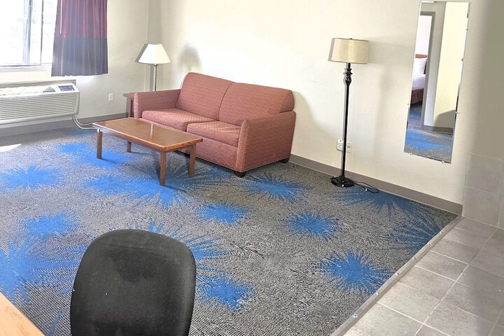Room 19 of 60