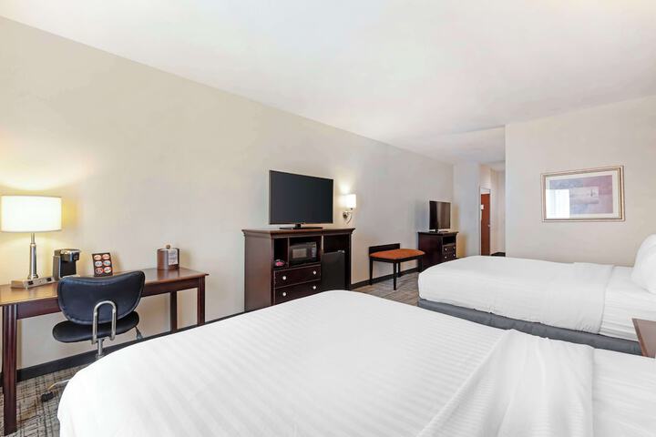 Room 18 of 35