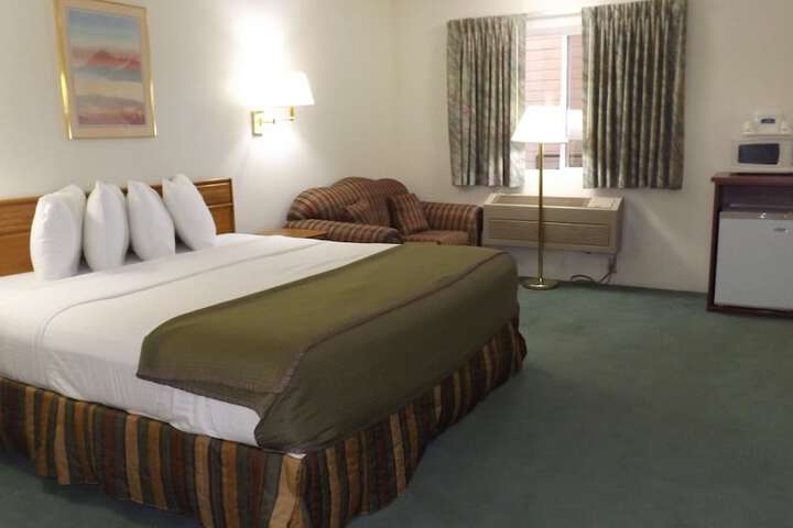Room 34 of 52