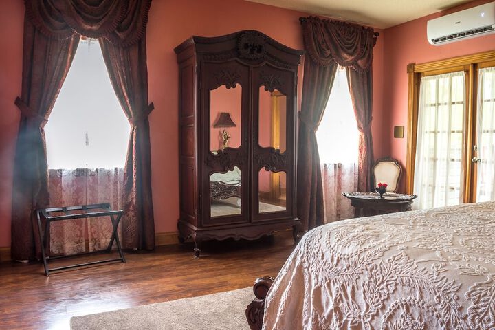 Room 42 of 58